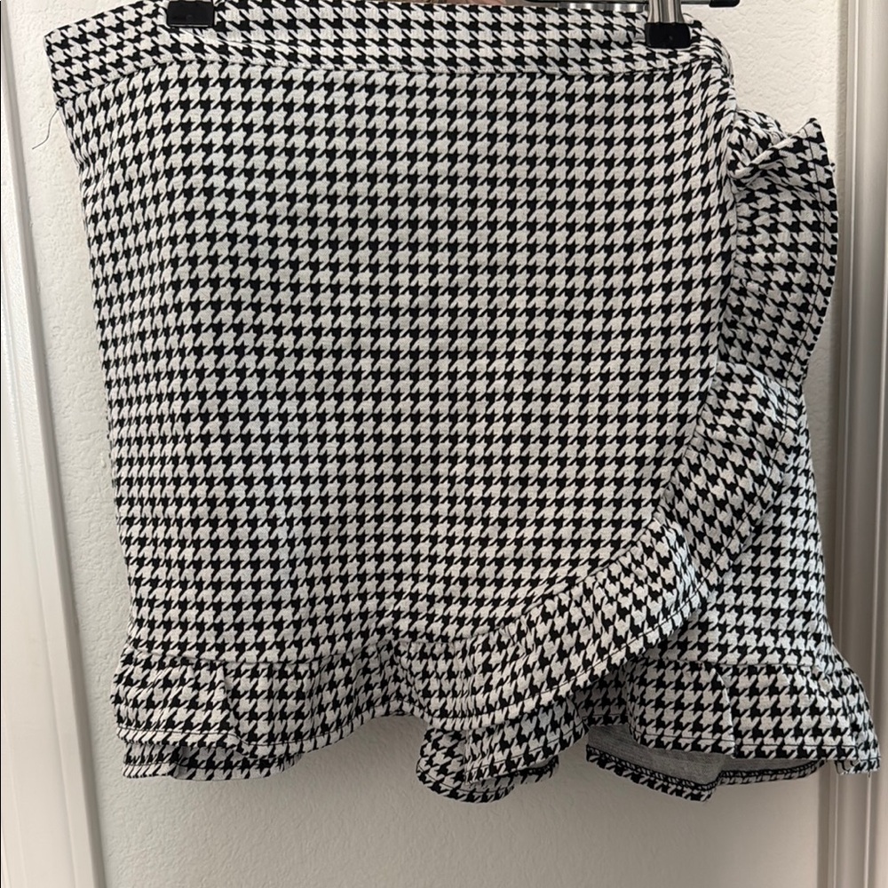 White Birch Black and White Asymmetrical Wrap Mini Skort